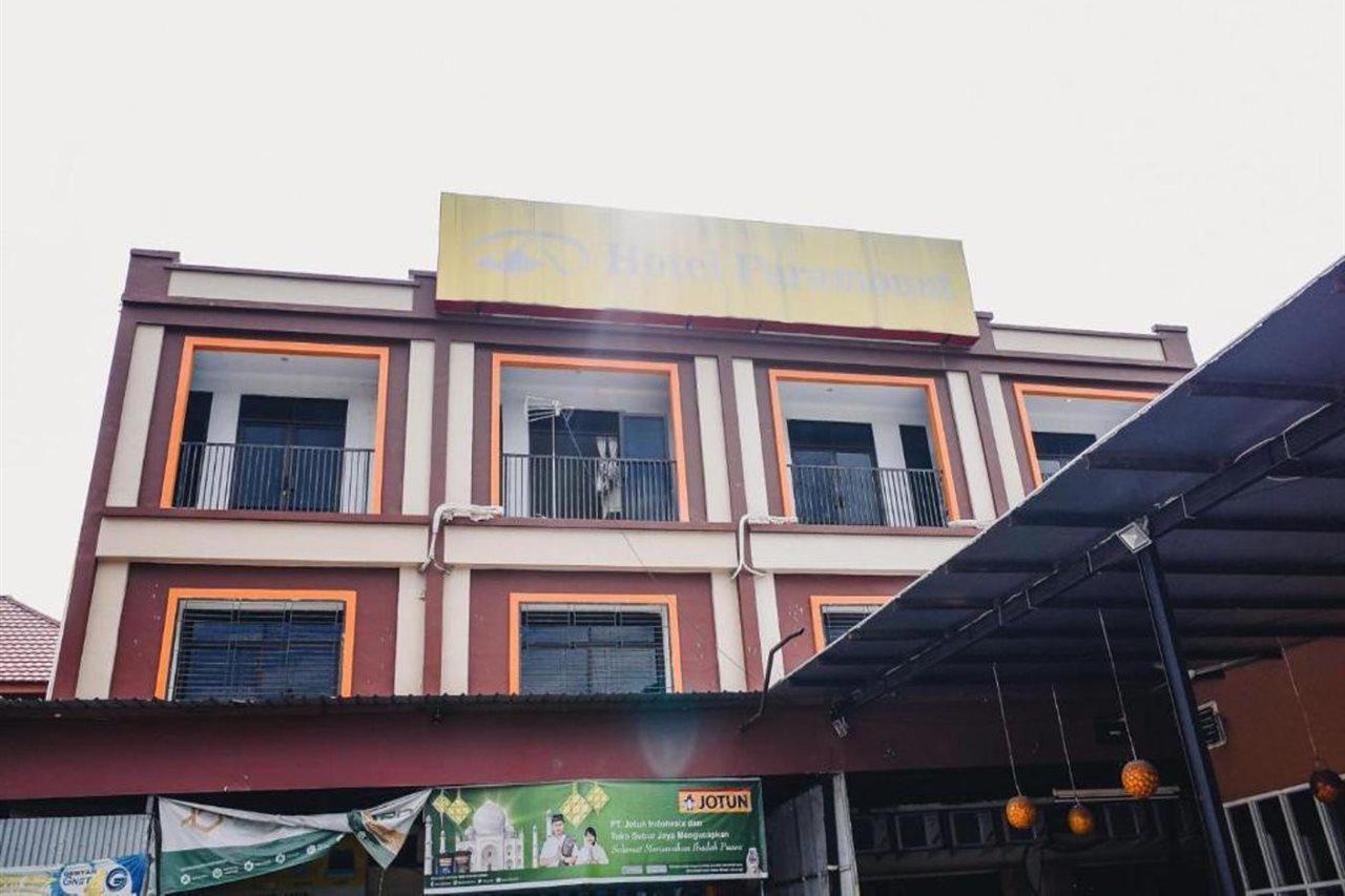 Reddoorz Plus Near Sultan Hasanuddin Airport Макасар Екстериор снимка