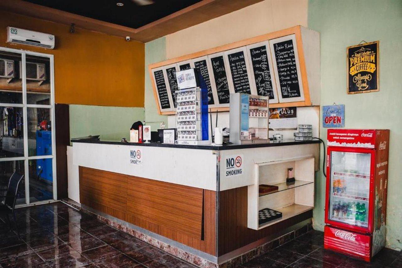 Reddoorz Plus Near Sultan Hasanuddin Airport Макасар Екстериор снимка
